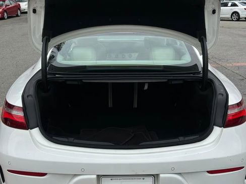 Used 2018 Mercedes-Benz E 400 Coupe image 39