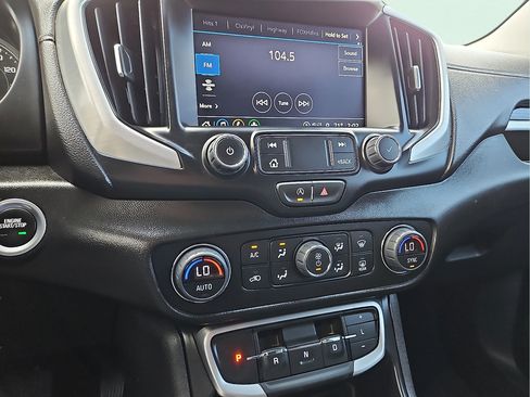 Used 2024 GMC Terrain SLT AWD/4WD image 15