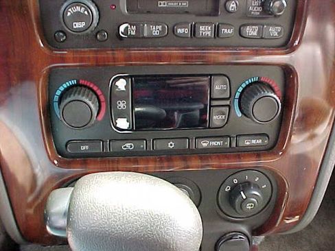Used 2002 GMC Envoy SLT AWD/4WD image 27
