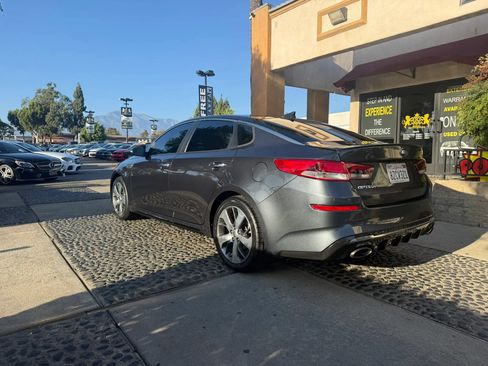 Used 2020 Kia Optima S FWD image 6
