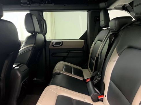 Used 2024 Ford Bronco Wildtrak AWD/4WD image 12
