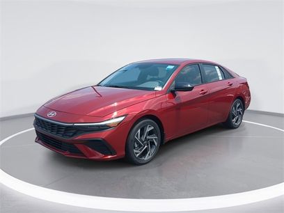 New 2025 Hyundai Elantra SEL
