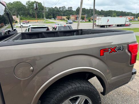 Used 2019 Ford F150 King Ranch w/ Equipment Group 601A Luxury AWD/4WD image 10