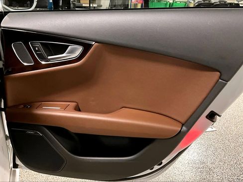 Used 2017 Audi A7 3.0T Premium Plus w/ Sport Package image 23