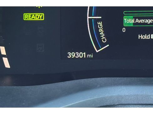 Used 2025 Toyota Camry SE FWD image 29