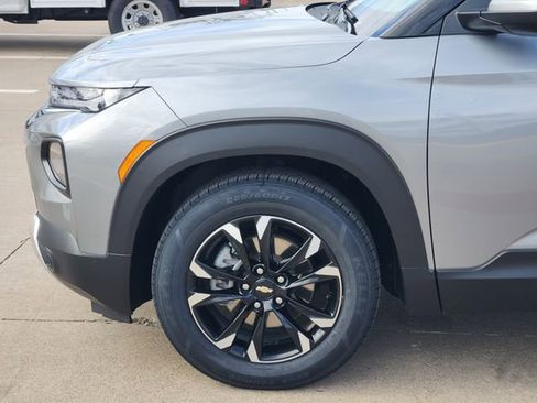 Used 2023 Chevrolet TrailBlazer LT image 9