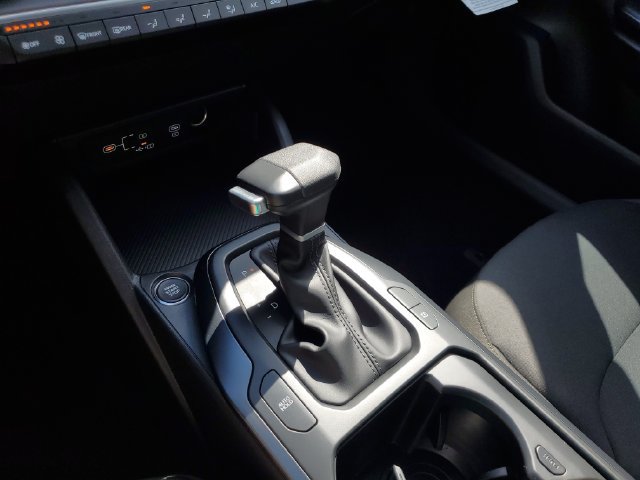 New 2026 Kia K4 FWD image 34