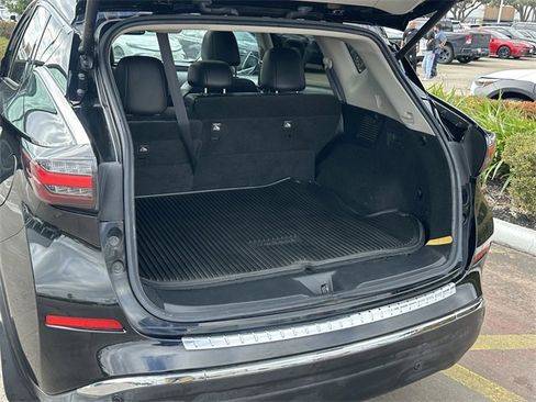 Used 2021 Nissan Murano Platinum w/ Cargo Package image 24