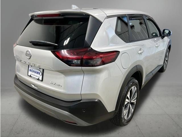 Used 2023 Nissan Rogue SV AWD/4WD image 5