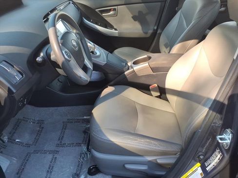 Used 2014 Toyota Prius One image 19