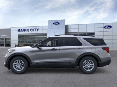 New 2026 Ford Explorer Active image 3