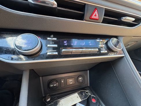 Used 2023 Hyundai Sonata Limited FWD image 30