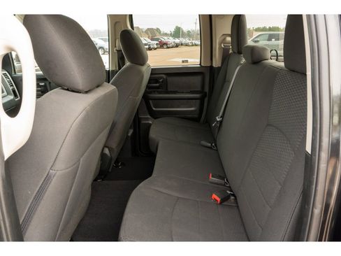 Used 2018 RAM 1500 Express image 14