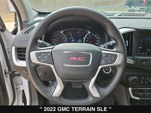 Used 2022 GMC Terrain SLE w/ Driver Convenience Package image 22