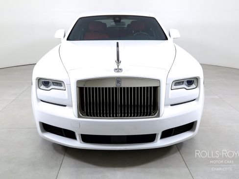 Used 2019 Rolls-Royce Ghost RWD image 7