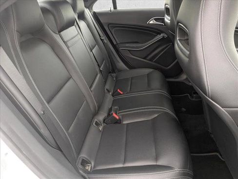 Used 2019 Mercedes-Benz CLA 250 image 20