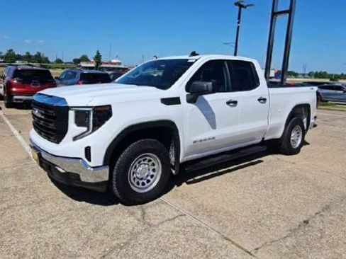 Certified 2025 GMC Sierra 1500 Pro w/ Pro Value Package AWD/4WD image 4