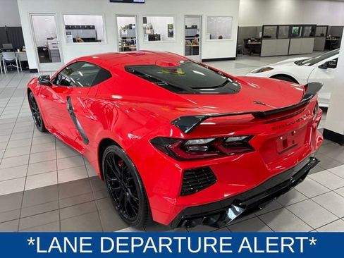 Used 2024 Chevrolet Corvette Stingray Preferred Cpe w/ Z51 Performance Package RWD image 4