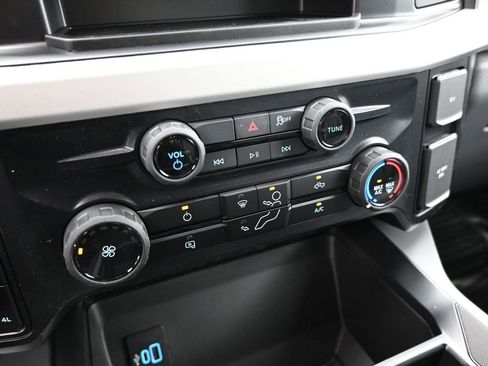 New 2026 Ford F250 XLT w/ FX4 Off-Road Package image 15