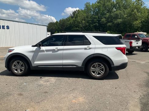 Used 2020 Ford Explorer XLT RWD image 8