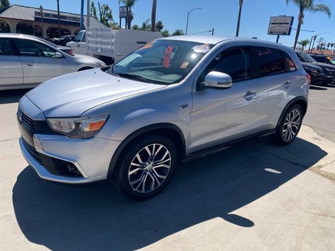 Used 2017 Mitsubishi Outlander Sport ES FWD image 2