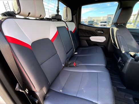 Used 2024 GMC Canyon AT4X image 21