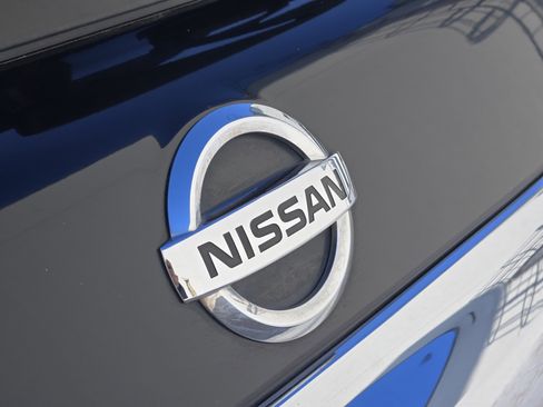 Used 2019 Nissan Armada SL w/ Premium Package image 11