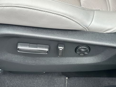 Used 2017 Honda CR-V EX-L image 14