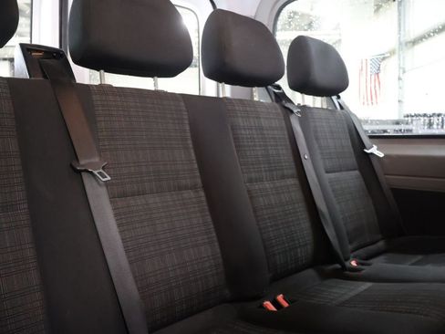 Used 2016 Mercedes-Benz Sprinter 2500 image 27