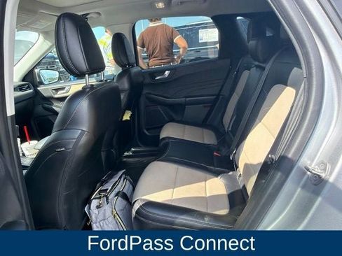 Used 2021 Ford Escape Titanium w/ Titanium Elite Package AWD/4WD image 22