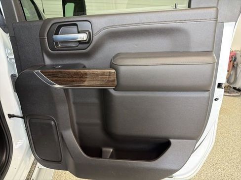 Used 2023 GMC Sierra 2500 SLE AWD/4WD image 21