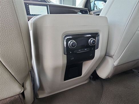 Certified 2022 GMC Yukon Denali image 22