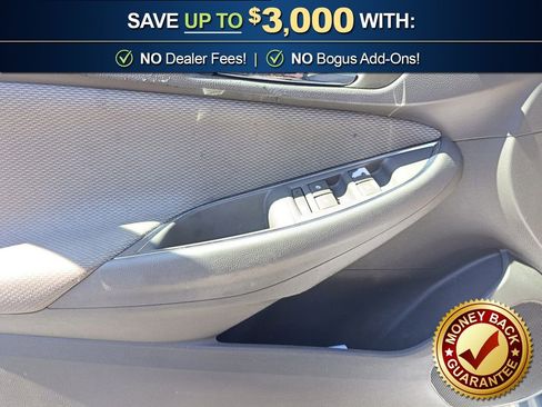 Used 2017 Chevrolet Cruze LT image 16