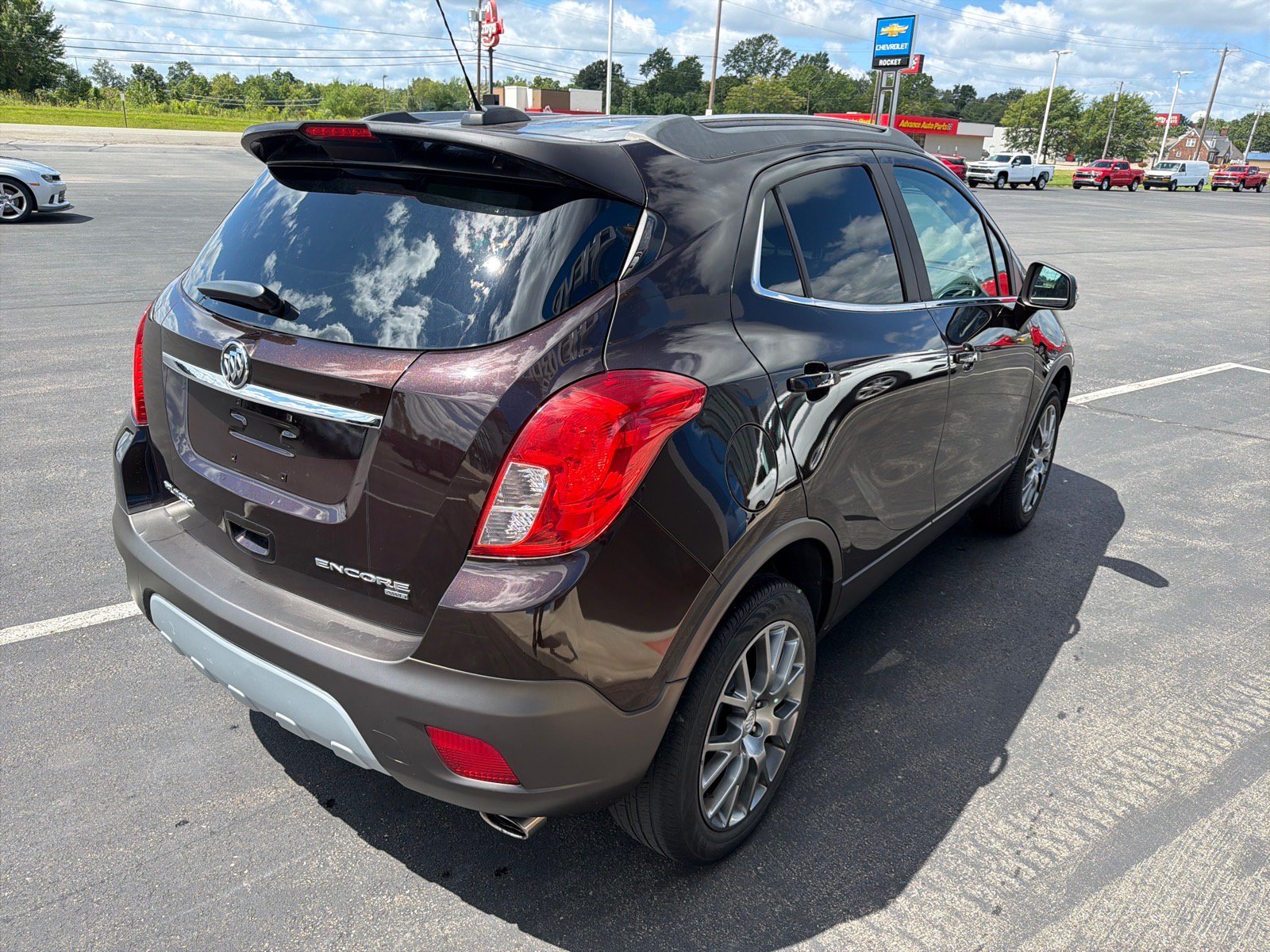 Used 2016 Buick Encore Sport Touring AWD/4WD image 4