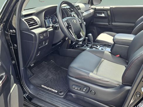 Used 2014 Toyota 4Runner Trail Premium AWD/4WD image 12