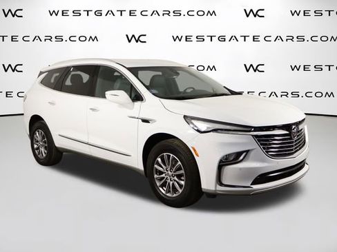 Used 2023 Buick Enclave Essence w/ Trailering Package, 5000 lbs. FWD image 42