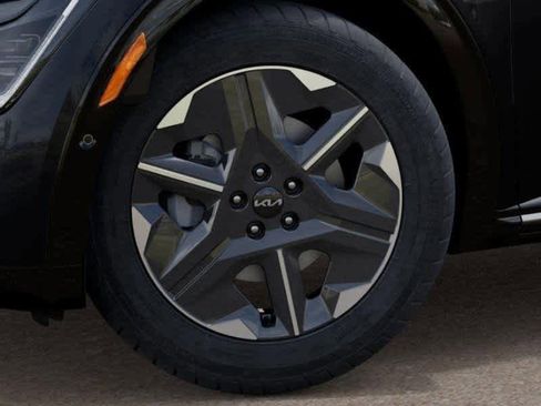 New 2025 Kia EV6 Light image 9