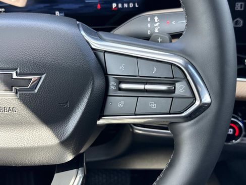 New 2026 Chevrolet Equinox ACTIV w/ Convenience Package III image 5