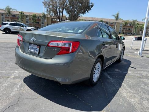 Used 2012 Toyota Camry LE FWD image 9