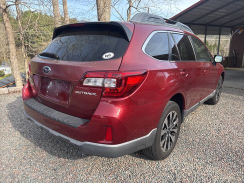 Used 2015 Subaru Outback 2.5i Limited image 5