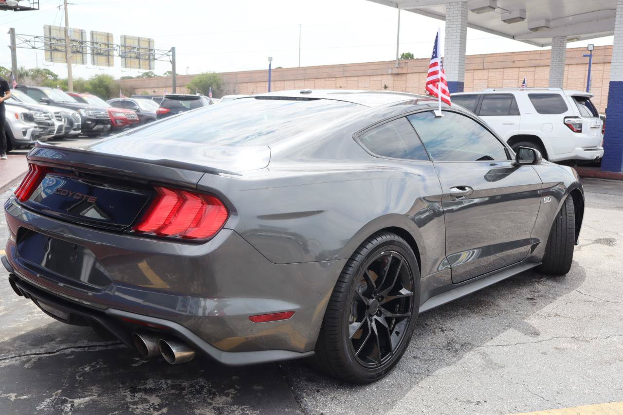 Used 2020 Ford Mustang GT RWD image 6
