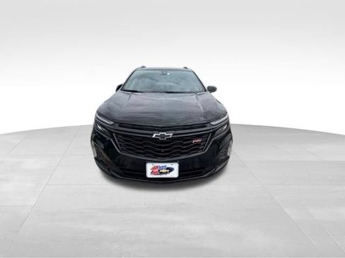 Used 2024 Chevrolet Equinox RS AWD/4WD image 3