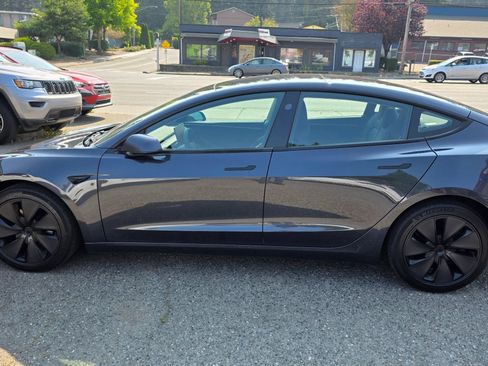 Used 2024 Tesla Model 3 Long Range AWD/4WD image 8
