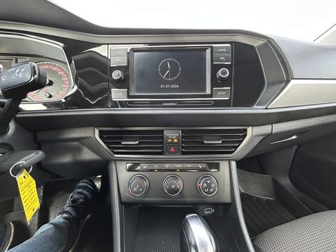 Used 2019 Volkswagen Jetta S image 18