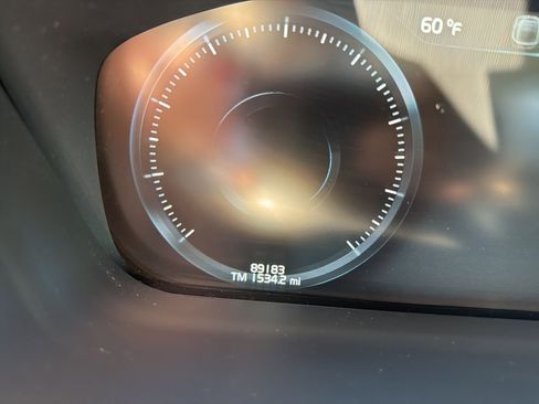 Used 2020 Volvo XC60 T6 Inscription image 13