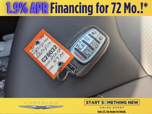 New 2026 Chrysler Pacifica Select image 33