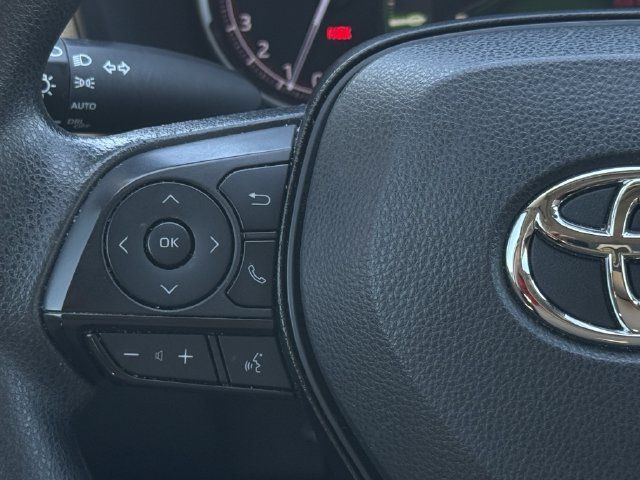 Used 2023 Toyota RAV4 XLE FWD image 13