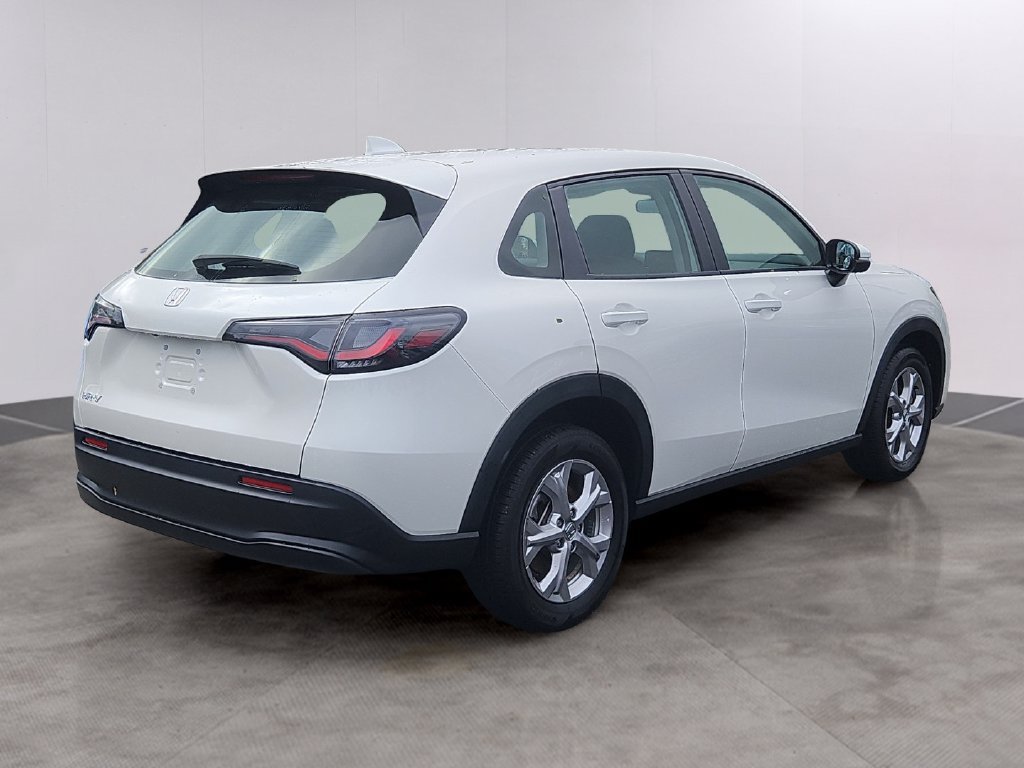 Certified 2024 Honda HR-V LX image 4