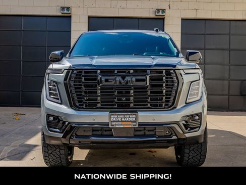 Used 2025 GMC Yukon Denali Ultimate image 4