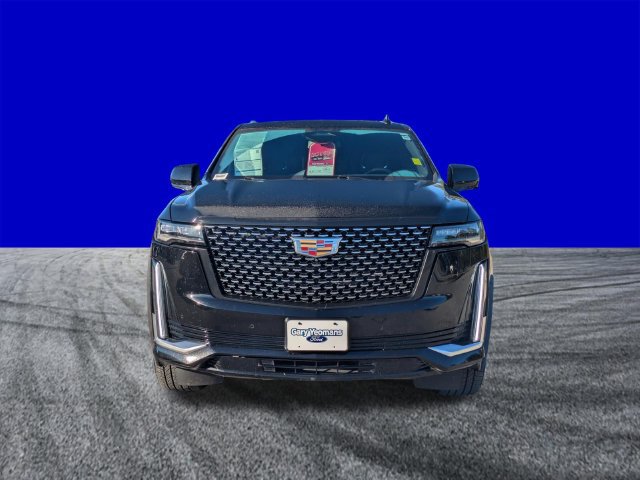 Used 2023 Cadillac Escalade Luxury AWD/4WD image 9